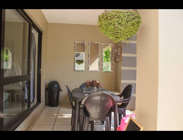 2 BEDROOM PROPERTY TO RENT IN LONEHILL